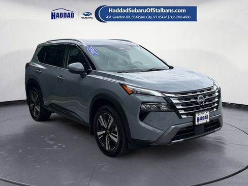 Used 2025 Nissan Rogue SL w/ SL Premium Package AWD/4WD image 7