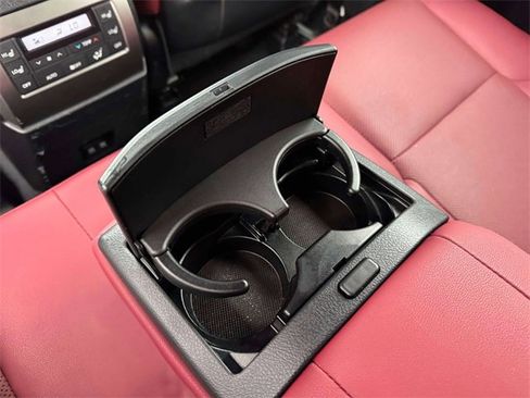 Used 2023 Lexus GX 460 Premium image 13