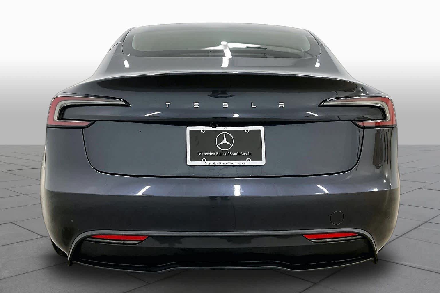 Used 2024 Tesla Model 3 Standard Range RWD image 4
