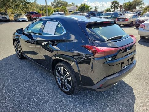 Used 2023 Lexus UX 250h FWD w/ Premium Package image 12