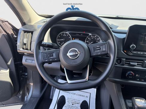 Used 2025 Nissan Pathfinder S w/ Cargo Package AWD/4WD image 12