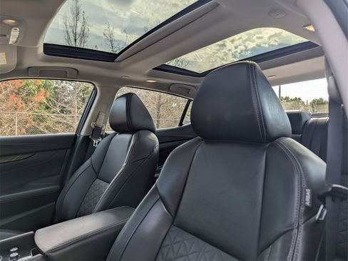 Used 2018 Nissan Maxima Platinum image 23