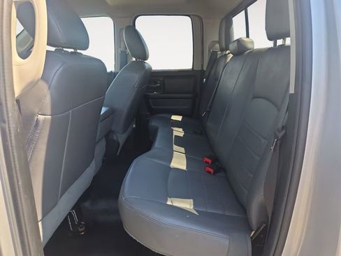 Used 2017 RAM 1500 Express AWD/4WD image 14
