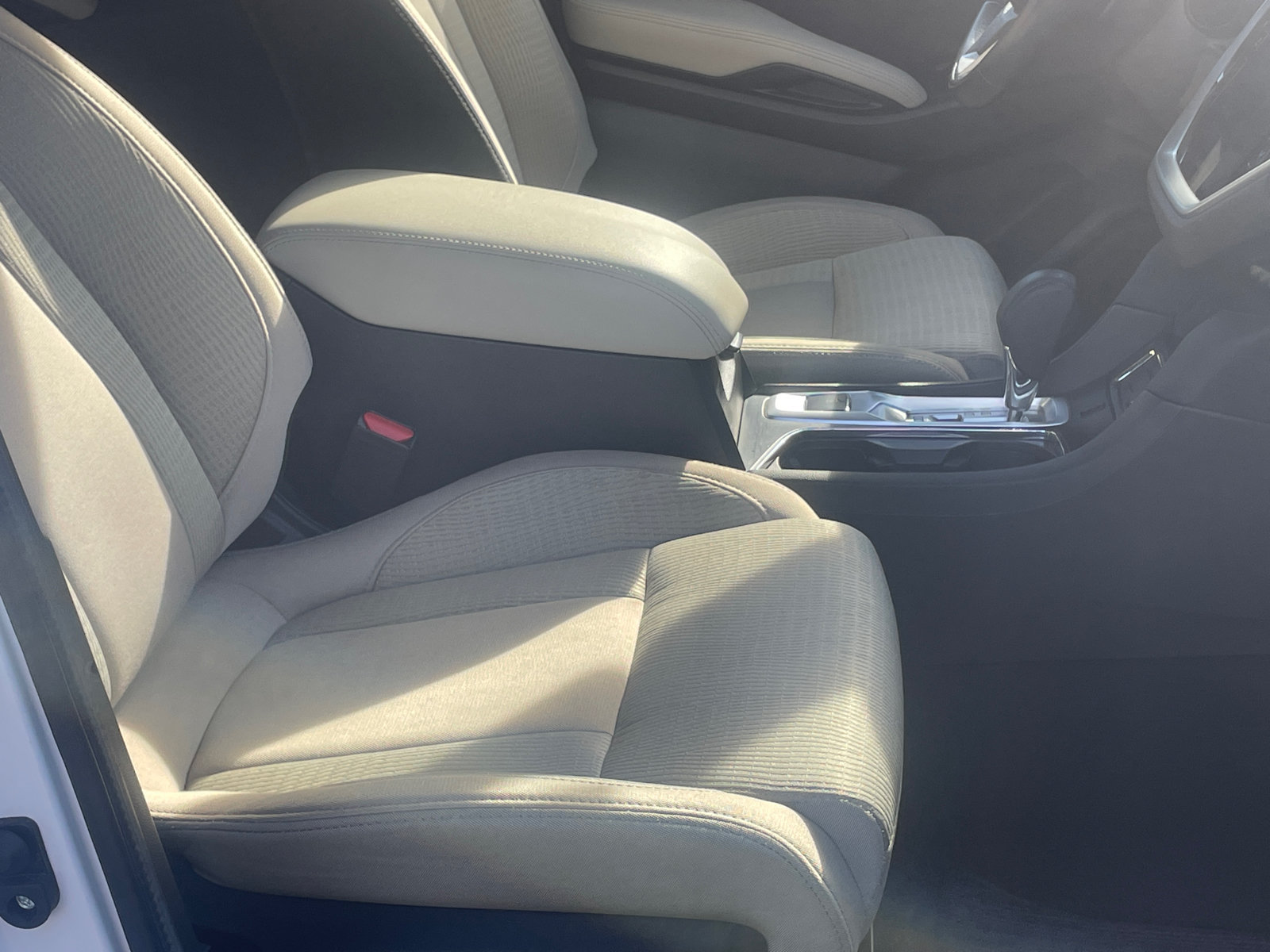 Used 2024 Subaru Ascent Premium w/ Convenience Package AWD/4WD image 11