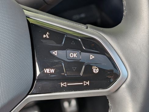 Used 2025 Volkswagen ID. Buzz Pro S Plus RWD image 35