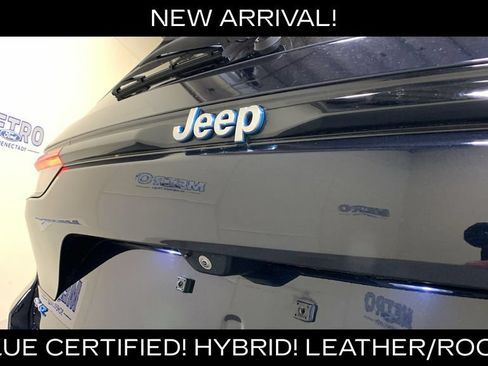 Used 2022 Jeep Grand Cherokee Summit AWD/4WD image 22