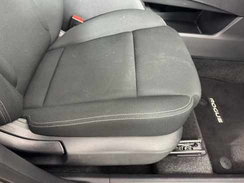 Used 2023 Nissan Rogue S FWD image 38