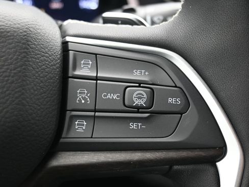 New 2026 Jeep Grand Cherokee L Limited image 22