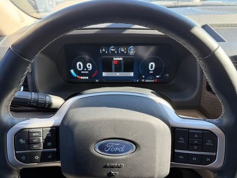 Certified 2024 Ford Expedition Limited AWD/4WD image 18