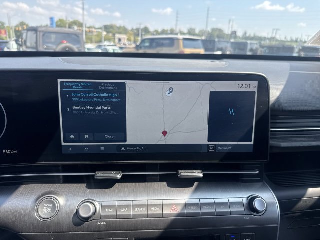 Used 2024 Hyundai Kona Limited AWD/4WD image 17