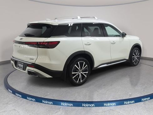 Used 2024 INFINITI QX60 Sensory w/ Cargo Package image 6