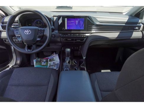 Used 2025 Toyota Camry LE FWD image 26