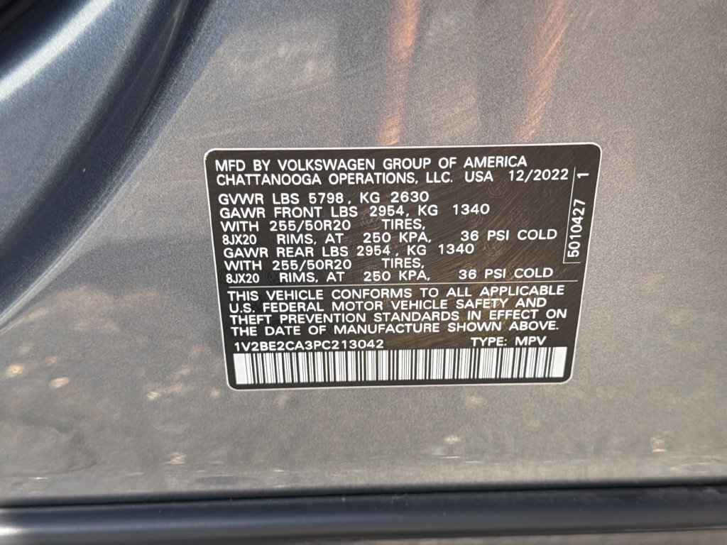 Used 2023 Volkswagen Atlas Cross Sport SEL AWD/4WD image 32