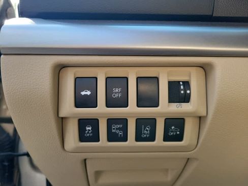 Used 2016 Subaru Legacy 2.5i Limited image 23