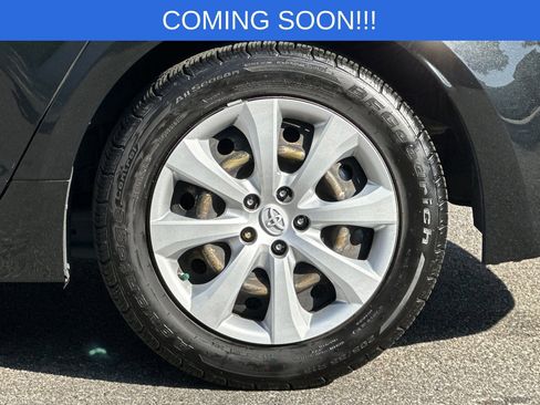 Used 2020 Toyota Corolla LE w/ Carpet Mat Package (TMS) FWD image 24