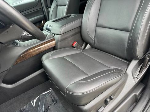 Used 2020 Chevrolet Tahoe LT w/ Luxury Package AWD/4WD image 5