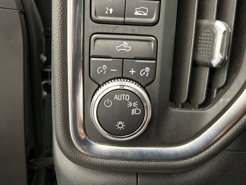 Used 2019 GMC Sierra 1500 SLE w/ SLE Value Package AWD/4WD image 24
