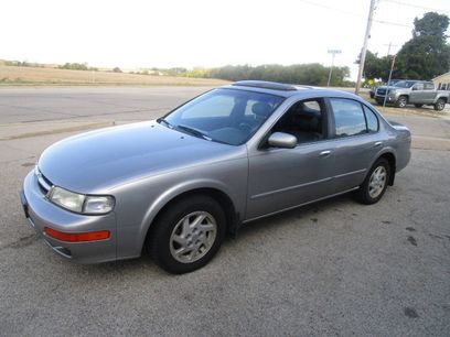 Used 1999 Nissan Maxima SE