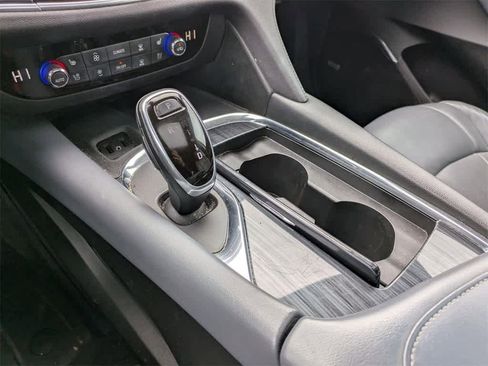 Used 2018 Buick Enclave Premium w/ Experience Buick Package image 32