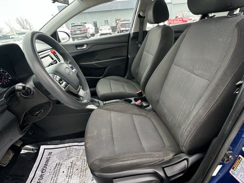 Used 2019 Hyundai Accent SE image 15