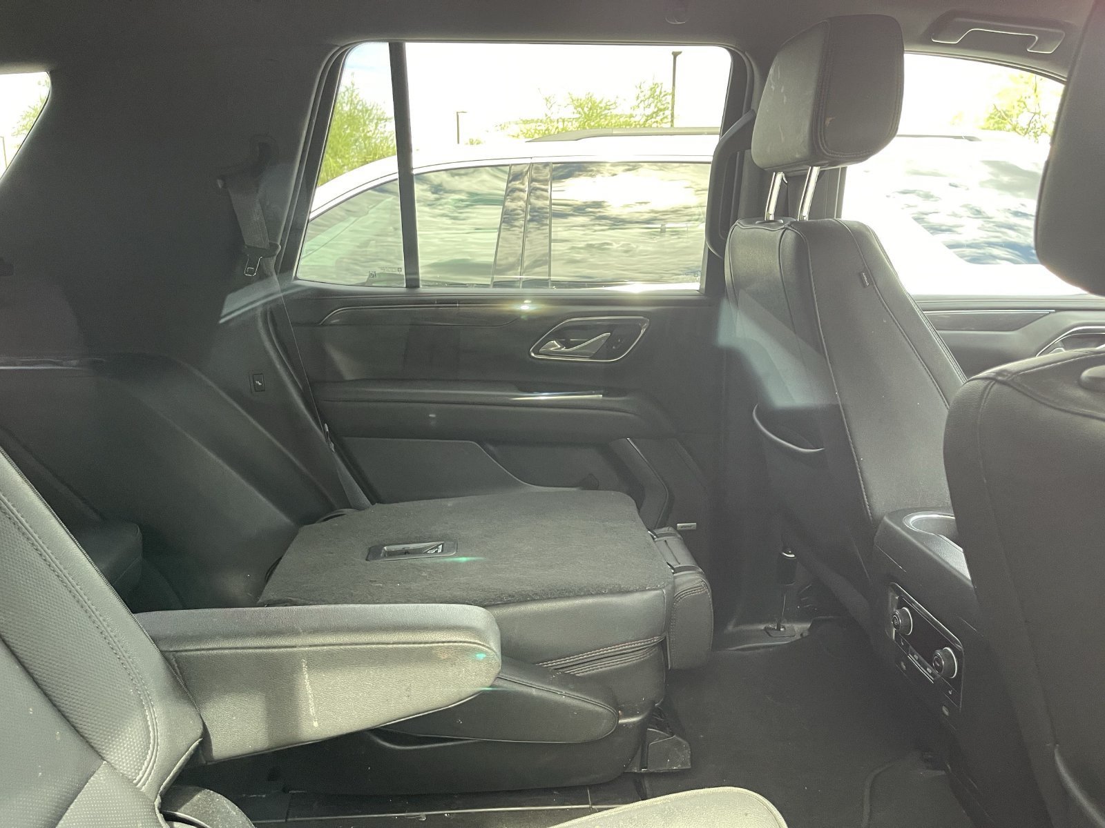 Used 2023 Chevrolet Tahoe RST w/ Luxury Package AWD/4WD image 8