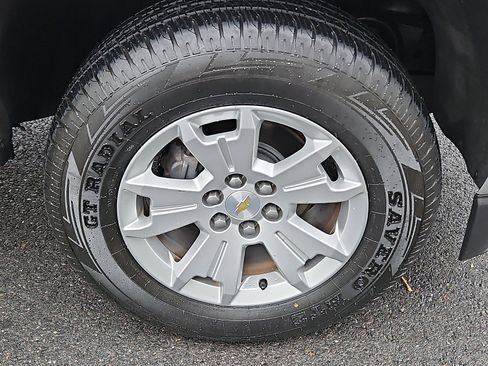 Used 2019 Chevrolet Colorado LT w/ LT Convenience Package AWD/4WD image 8