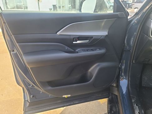 New 2026 Toyota Grand Highlander XLE image 24