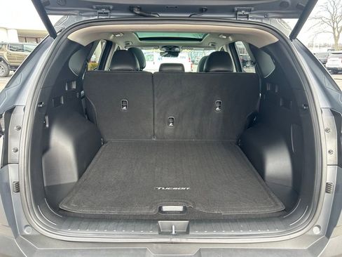 Used 2025 Hyundai Tucson Limited image 28