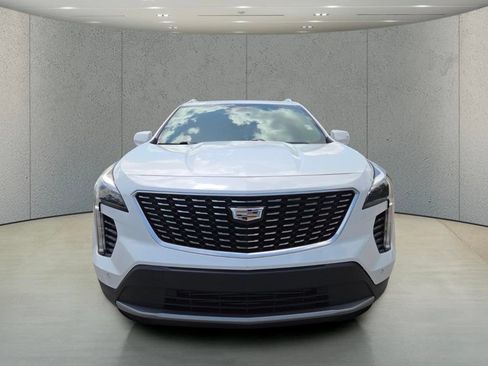 Used 2021 Cadillac XT4 Premium Luxury w/ Driver Awareness Package FWD image 12