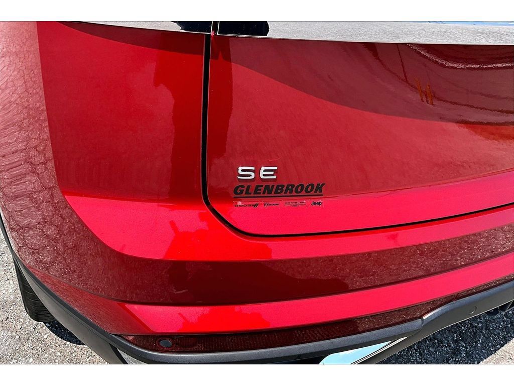 Used 2024 Volkswagen Atlas Cross Sport SE FWD image 38