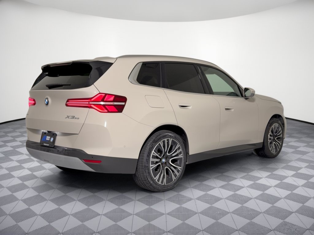 Used 2026 BMW X3 xDrive30i w/ Premium Package AWD/4WD image 9