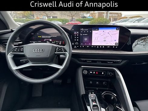 Used 2025 Audi Q5 Premium Plus w/ Premium Plus image 12