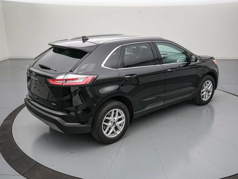 Certified 2023 Ford Edge SEL w/ Convenience Package AWD/4WD image 4