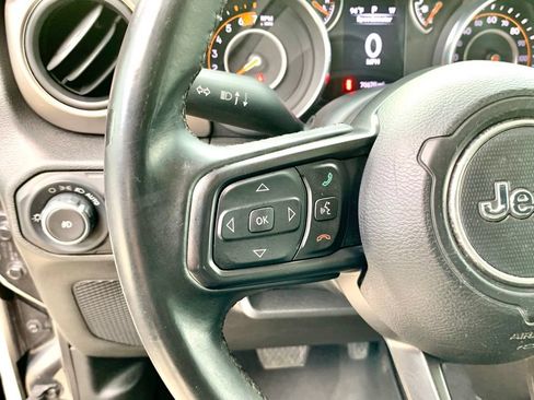 Used 2018 Jeep Wrangler Sport AWD/4WD image 26