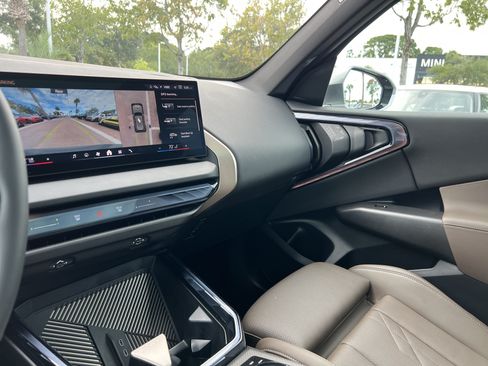 Certified 2025 BMW X3 xDrive30i AWD/4WD image 29