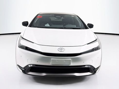 New 2026 Toyota Prius Limited FWD image 2