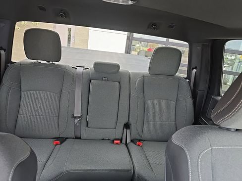 Used 2021 RAM 2500 Big Horn w/ Level 1 Equipment Group AWD/4WD image 11