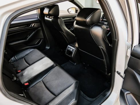 Used 2022 Honda Accord Sport image 40