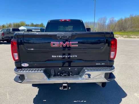Used 2022 GMC Sierra 2500 SLE w/ SLE Convenience Package AWD/4WD image 4
