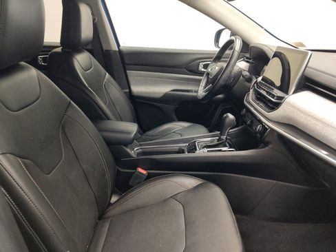 Used 2022 Jeep Compass Latitude AWD/4WD image 21