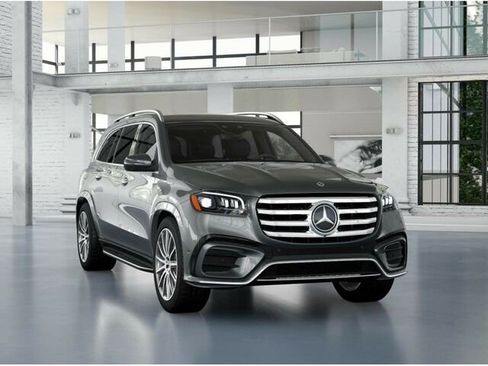 New 2026 Mercedes-Benz GLS 580 4MATIC image 10