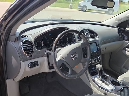 Used 2017 Buick Enclave Convenience FWD image 19