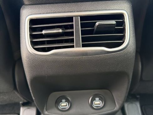Certified 2023 Hyundai Santa Fe SE FWD image 13
