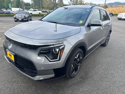 Used 2024 Kia Niro Wind w/ Wind Preserve Package