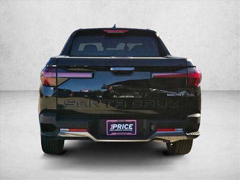 Certified 2024 Hyundai Santa Cruz Limited image 6