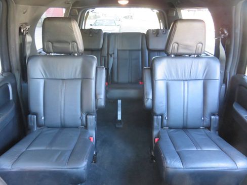 Used 2016 Lincoln Navigator L Reserve AWD/4WD image 24