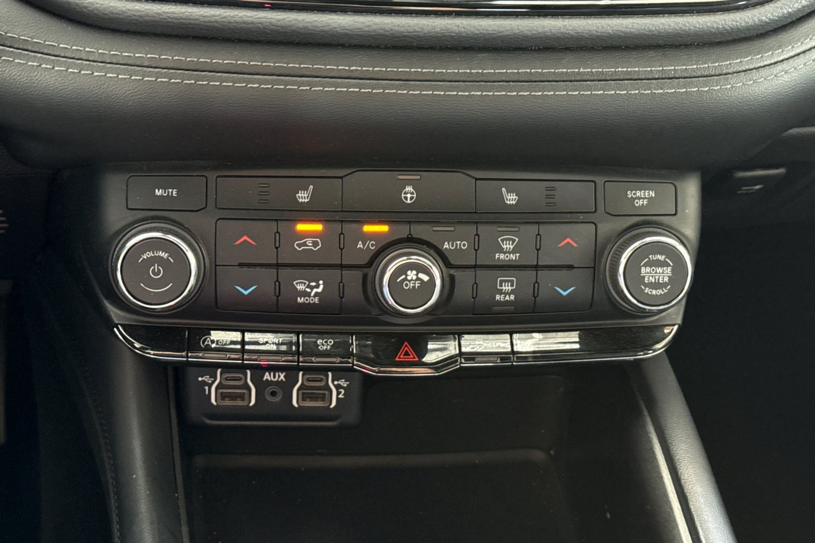 Used 2023 Dodge Durango SXT RWD image 30