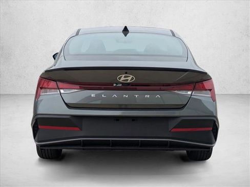 New 2026 Hyundai Elantra Sport image 8