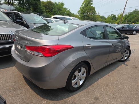 Used 2012 Hyundai Elantra GLS w/ Preferred Pkg 3 FWD image 4