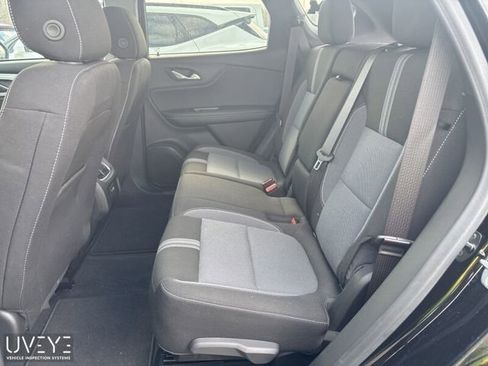 Certified 2024 Chevrolet Blazer LT w/ Convenience Package FWD image 9